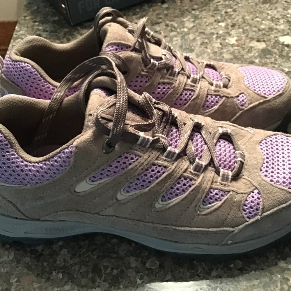 Eddie Bauer Women Aster Seneca  Peak Hiking Shoe  size 8